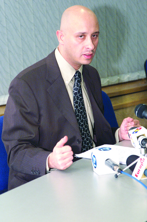 Sebastian Bodu il jumuleste pe printul Paul de penele regale