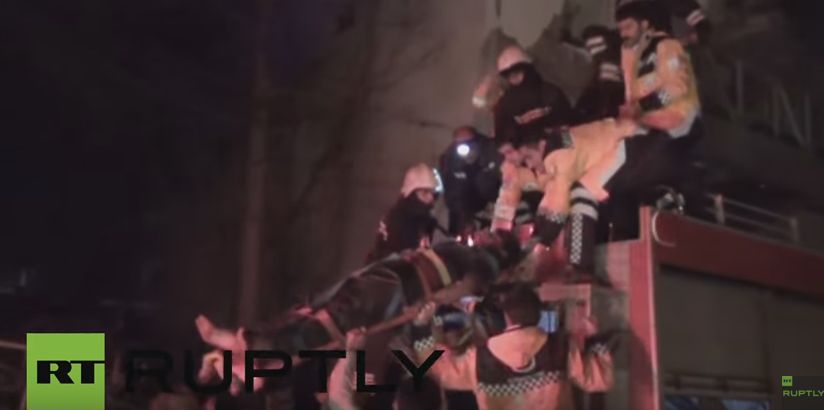 Atac asupra unei sectii de politie din Turcia: mai multi morti si zeci de raniti (VIDEO)