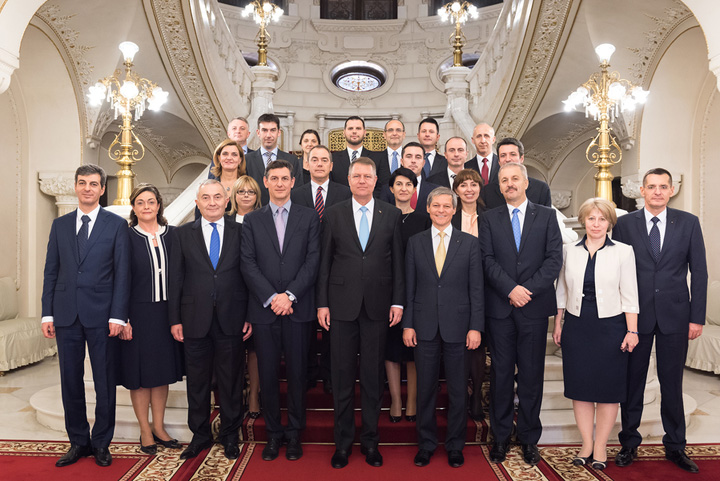 cabinet - Ziarul National