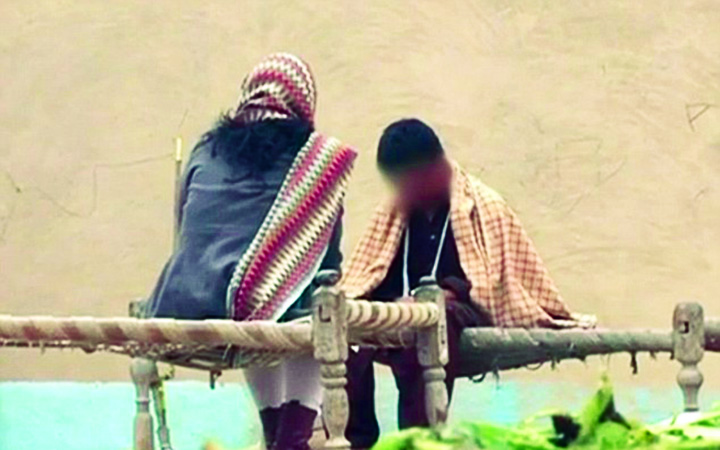 Acuzat de blasfemie, un adolescent din Pakistan si-a taiat mana singur!