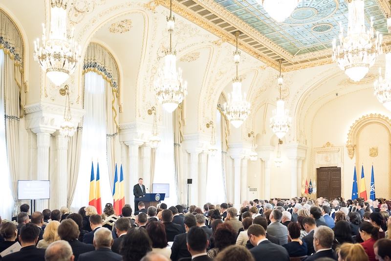Mesajul lui Iohannis pentru romanii din afara granitelor: Atentia fata de Diaspora sa devina o prioritate nationala