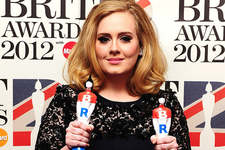 Adele, marea castigatoare a galei Brit Awards