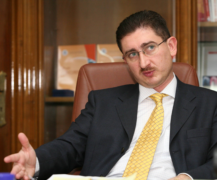 Bogdan Chirițoiu, uşor de DEMIS! Legea care simplifică concedierea sa, votată