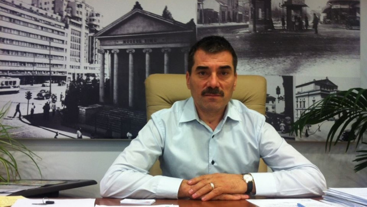 Primarul interimar Vasile Motoc intra si el in moara DNA
