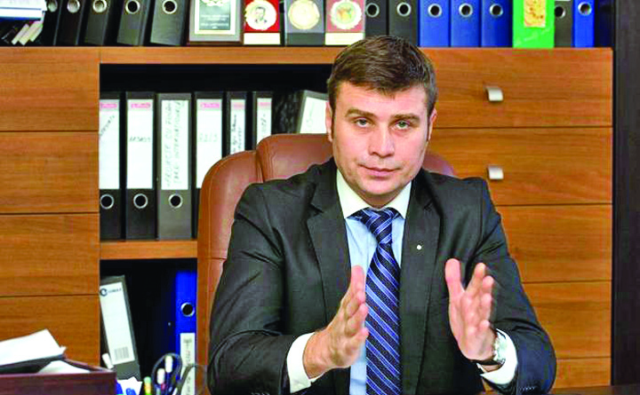 Demisie valabila doar pe timpul … vacantei