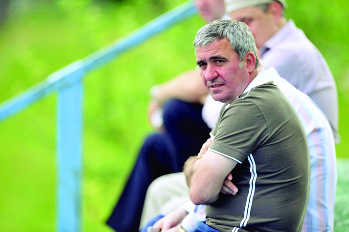 FOTBAL - NATIONALA - ANTRENAMENT - TURNEU - ELVETIA - Ziarul National