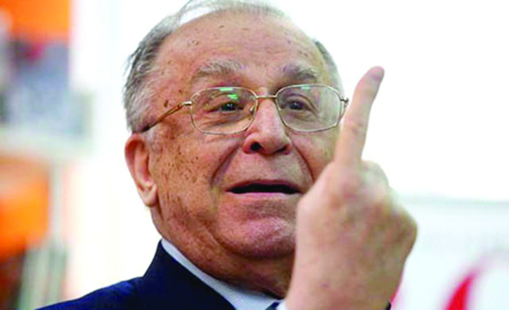 Ion Iliescu, tavalit de revolutionari