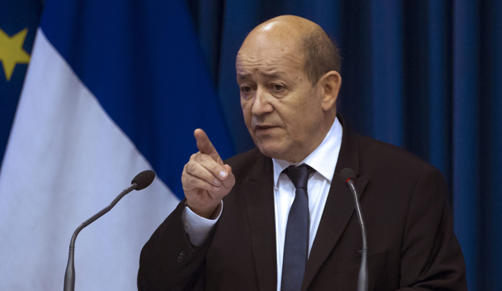 Franta intervine in secret in Libia contra ISIS