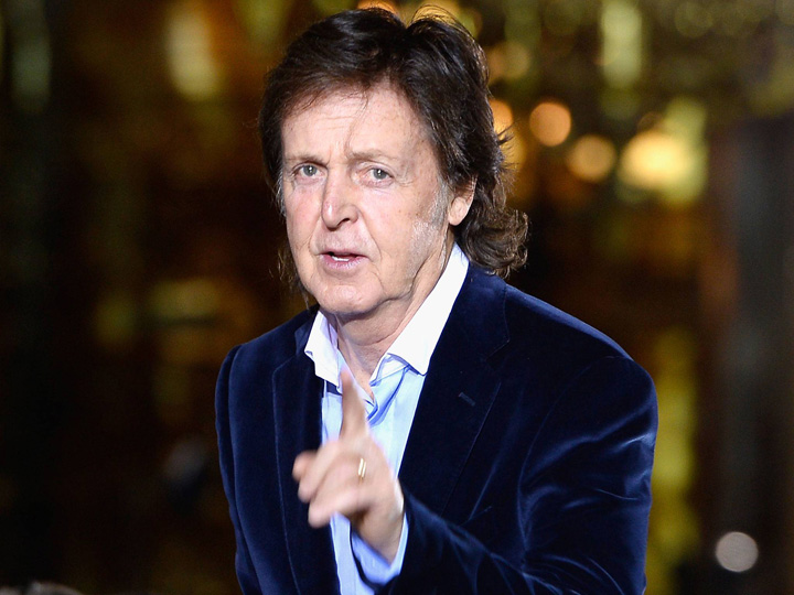 Paul McCartney, dat afara de la o petrecere privata