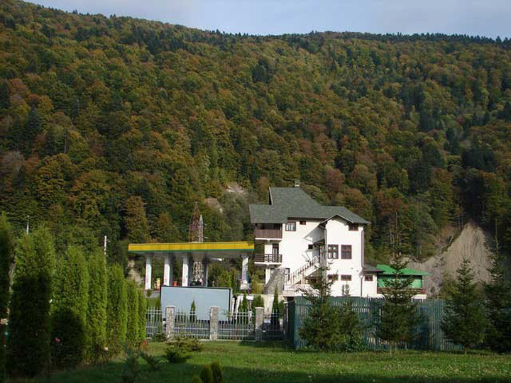 Complex-Cristian - Ziarul National