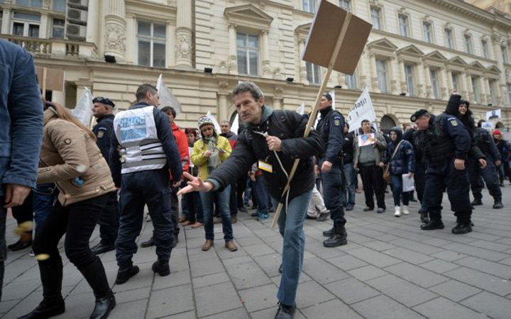 CSM: Legea Darii in plata nu se conformeaza principiului egalitatii!