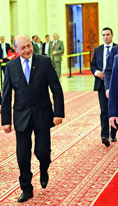 Traian Basescu - Discurs Parlament - Narcis Pop (15) - Ziarul National