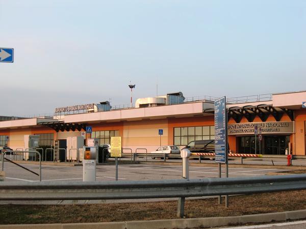 Maxi proiectul Brescia-Montichiari : aeroport cu tranzit de 100 de milioane de calatori, investitie de 15 miliarde de euro!