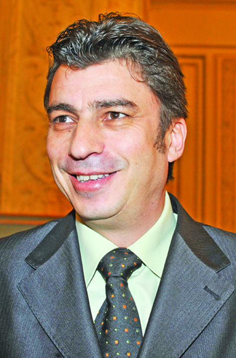 GELU VISAN-FANE (4)_1 - Ziarul National