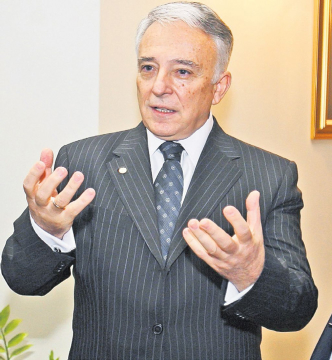Mugur_Isarescu_01-1024x768 - Ziarul National