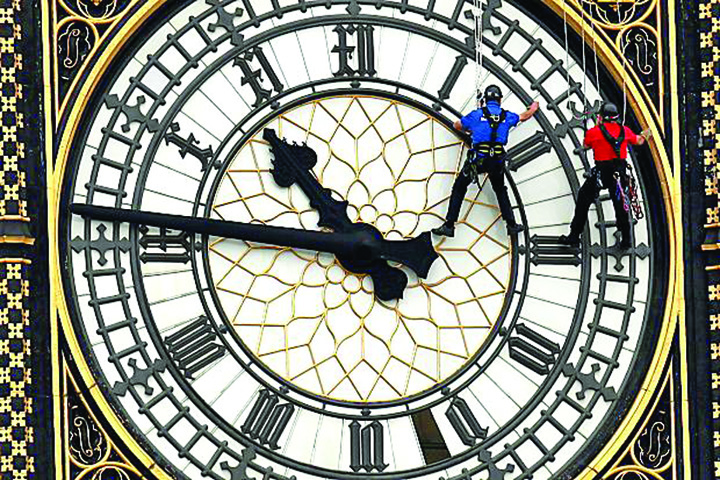 Big Ben va tacea cateva luni