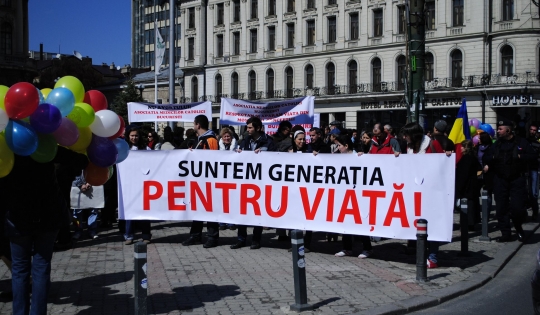 Un cros si un mars aduc restrictii de circulatie in Capitala, in cursul acestei zile