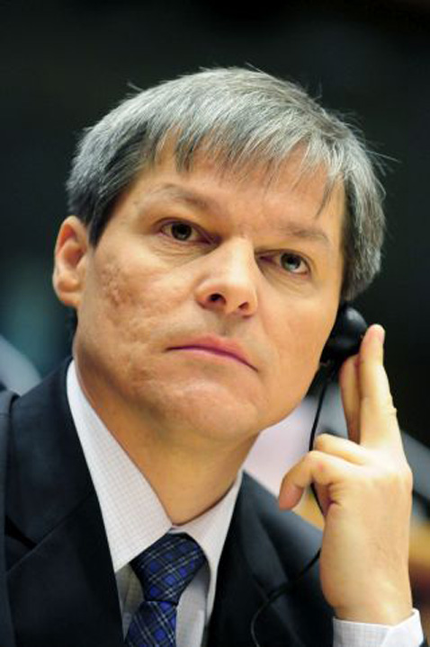 Ciolos este ambitos: 2020, fara copii institutionalizati