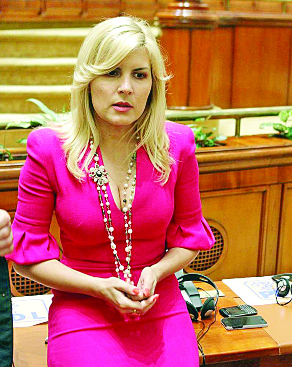 Udrea, coplesita de tradarea lui Topoliceanu