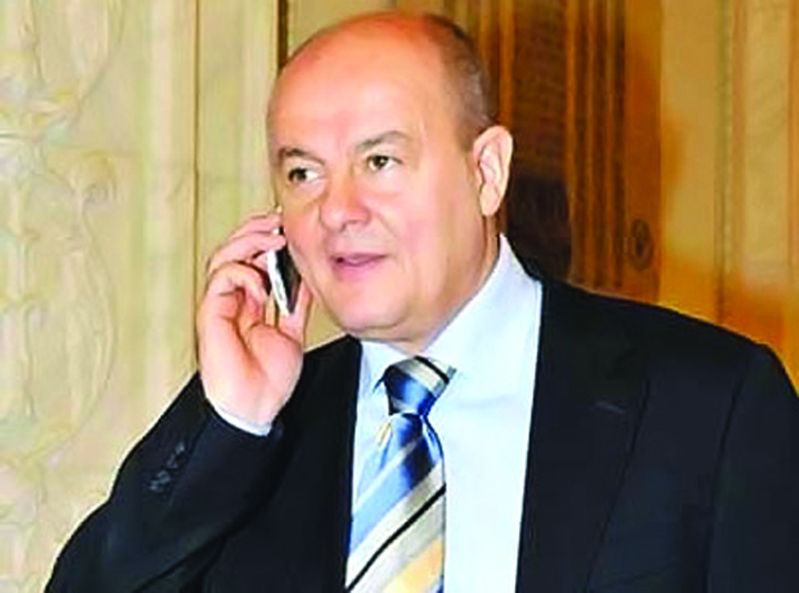 Inghesuiala mare la iesirea din UNPR