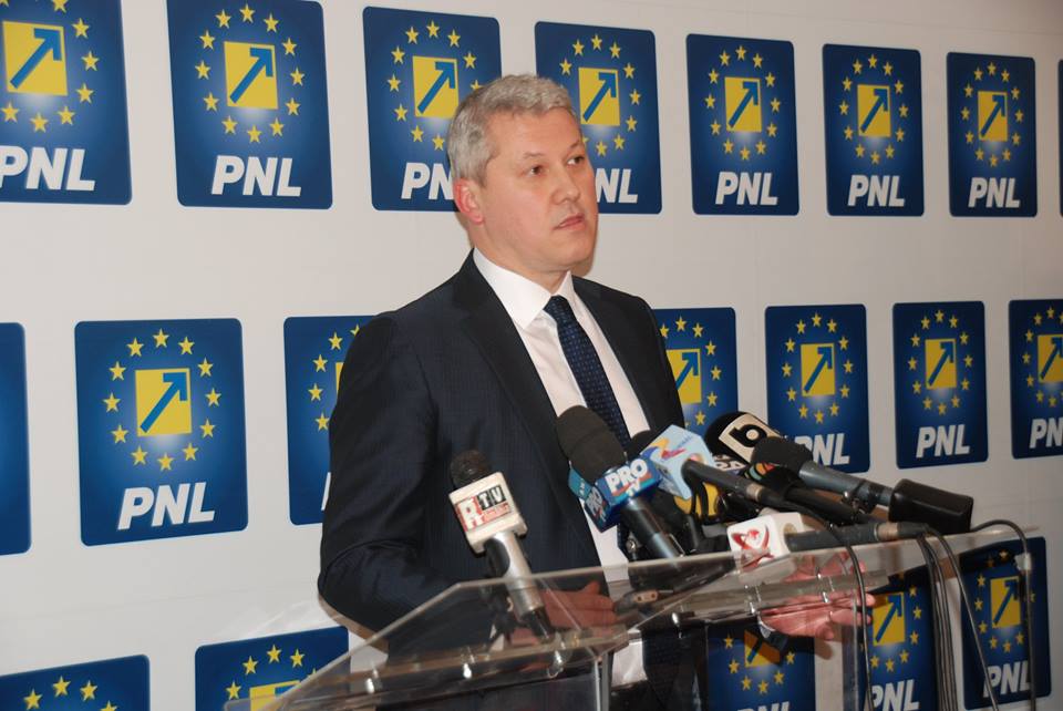 Predoiu considera „fireasca” decizia CCR