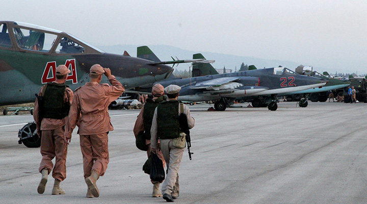 NATO denunta o prezenta militara considerabila a Rusiei in Siria