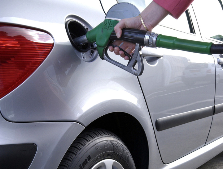 Taxa de poluare, introdusa in pretul carburantului