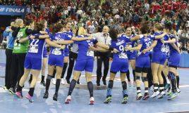 Handbalistele-campioane de la CSM Bucuresti au adus trofeul in tara