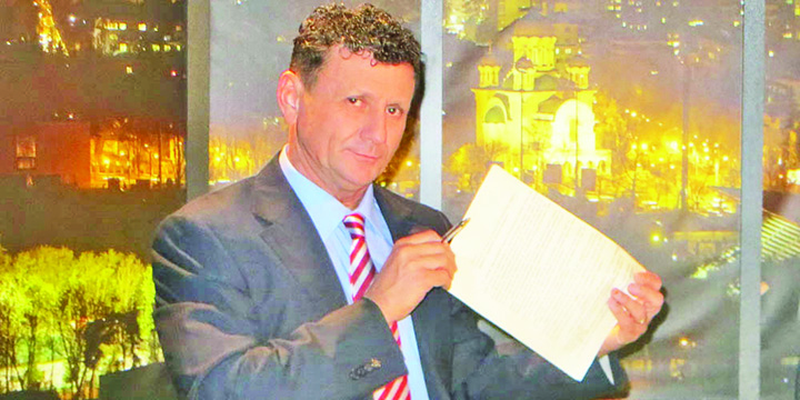 Un academician din Cluj vrea sa inlocuiasca imnul national cu un cantec scris de el