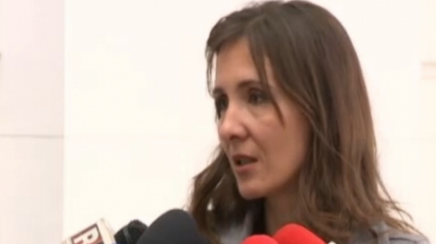 S-a decis in prima instanta: Mama acuzata de rapirea copilului poate fi extradata