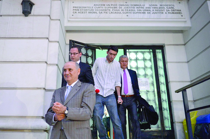 Copos, dosar penal pentru plagiat