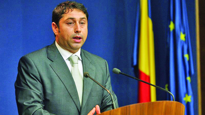 Fostul ministru Cristian David, mituit prin menajera