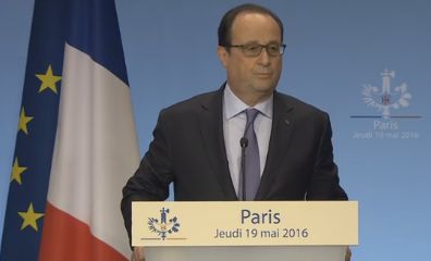 Presedintele francez confirma prabusirea avionului Egypt Air