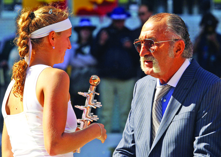 Tiriac: „Femeile ma baga in faliment!”
