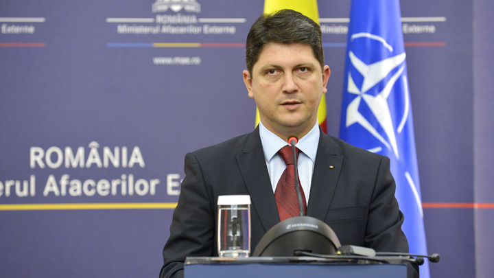 Senatul lasa DNA-ul sa-l astepte pe Corlatean
