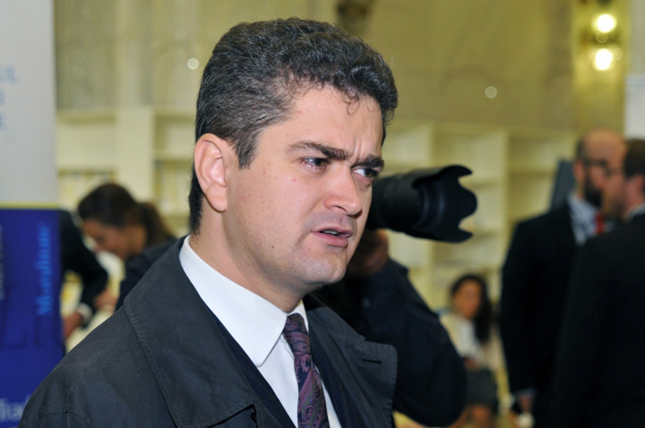 Avertisment sumbru: PNL se duce-n cap!