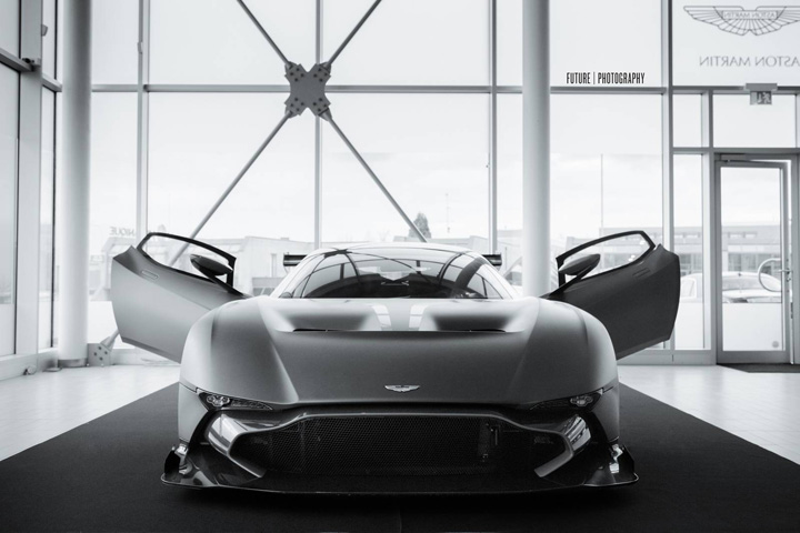 Aston-Martin-Vulcan-9