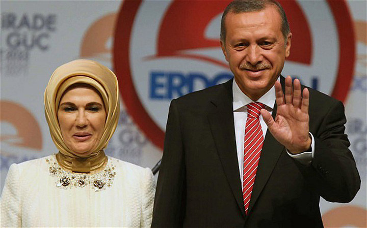 Erdogan: Femeile care muncesc sunt ”jumatate de om”