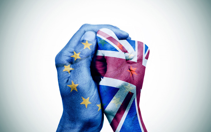Spaima Brexit  depreciaza leul