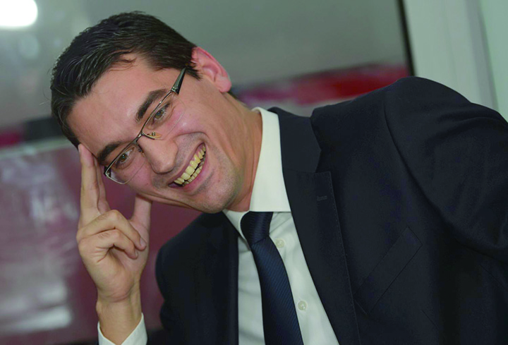 Predictibil: Burleanu si-a tras prima 90.000 de euro!