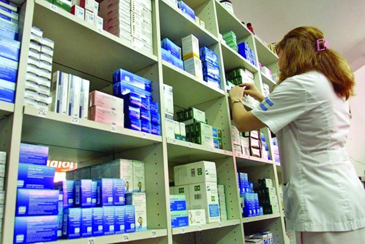 Vacaroiu se da la mafia medicamentelor!