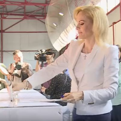 Firea: Am votat cu gandul la o Capitala cu scoli si spitale moderne, cu problema traficului rezolvata
