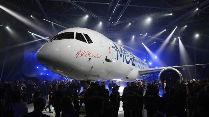 Rusia provoaca Airbus cu un nou avion de linie