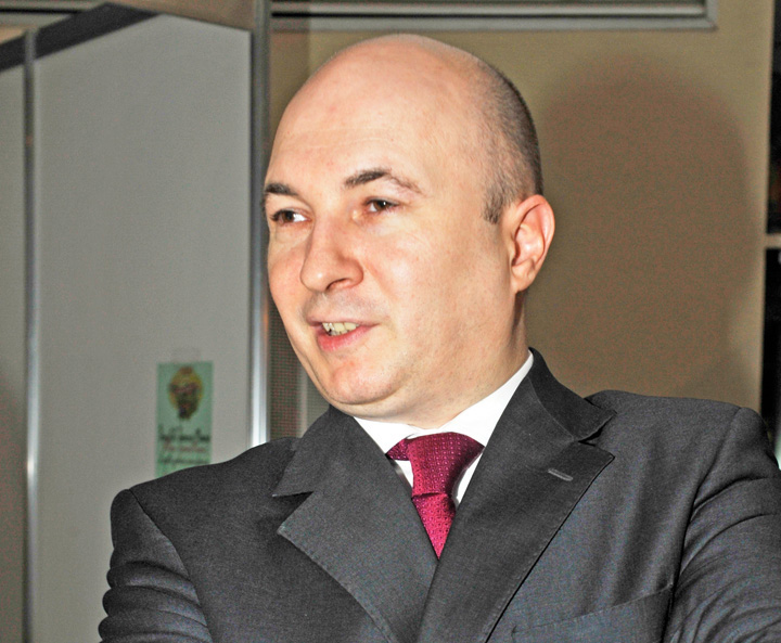 Stefanescu, despre starea lui Iliescu dupa operatie. „Totul a decurs bine”