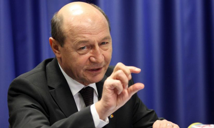 Basescu: Erdogan ameninta, ca un cocos in calduri, SUA