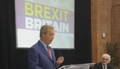 Post-Brexit, Farage isi anunta retragerea din fruntea partidului eurosceptic