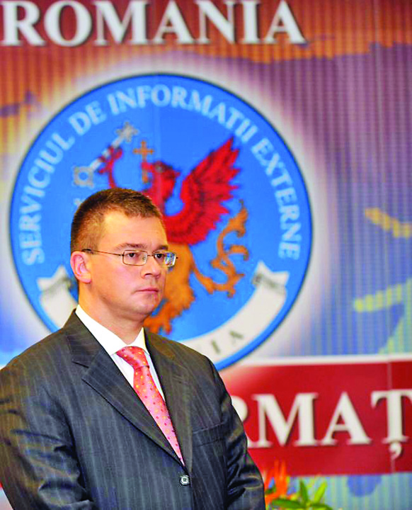 SIE plateste 8000 de euro pe luna un jurnalist
