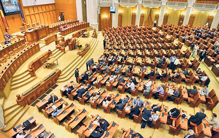 Motiunea de cenzura, supusa votului, la momentul de fata