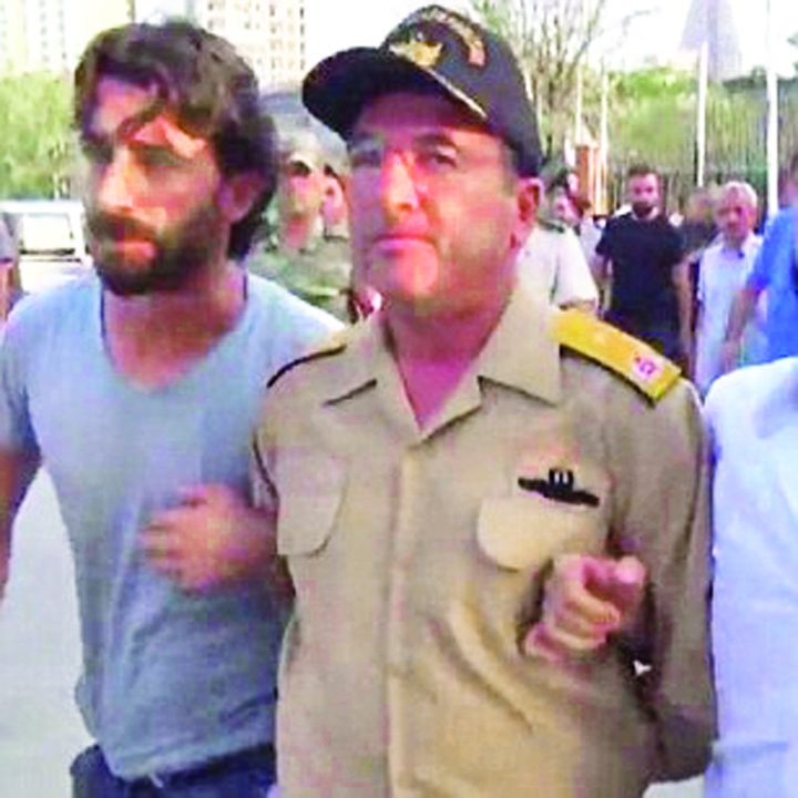 puciul - Erdal Ozturk - Ziarul National