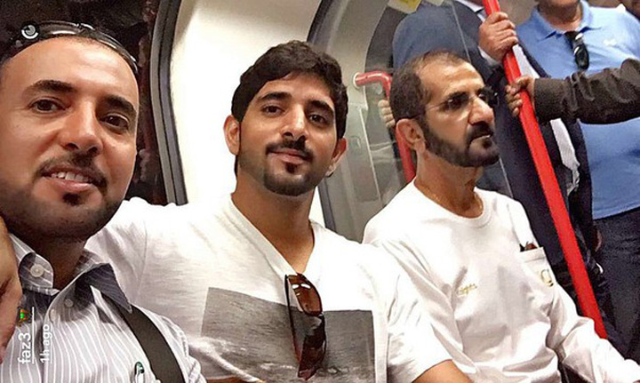 Seicul si printul din Dubai se dau cu metroul prin Londra